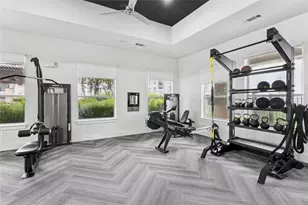 14807 Woodland Hills Dr, Houston, TX 77396 - Photo 5