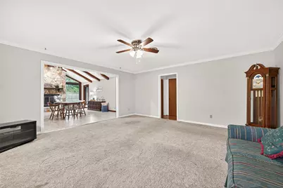 5610 Belrose Drive, Houston, TX 77035 - Photo 11