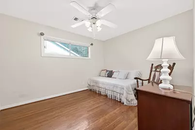 5610 Belrose Drive, Houston, TX 77035 - Photo 25