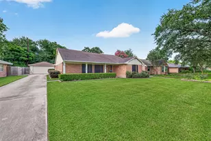 5610 Belrose Dr, Houston, TX 77035 - Photo 3