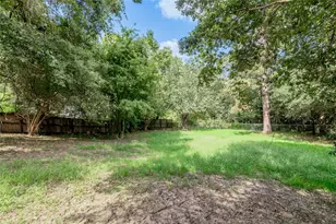 427 Sunnyside St, Huntsville, TX 77320 - Photo 35