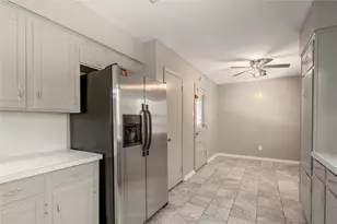 427 Sunnyside St, Huntsville, TX 77320 - Photo 13