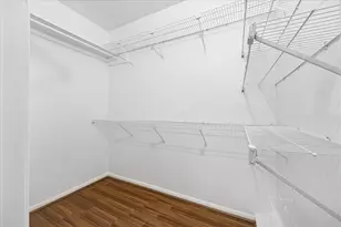 2100 Tanglewilde St, Houston, TX 77063 - Photo 9