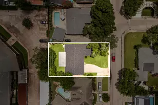 2311 Stoney Brook Dr, Houston, TX 77063 - Photo 33