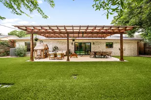 2311 Stoney Brook Dr, Houston, TX 77063 - Photo 29