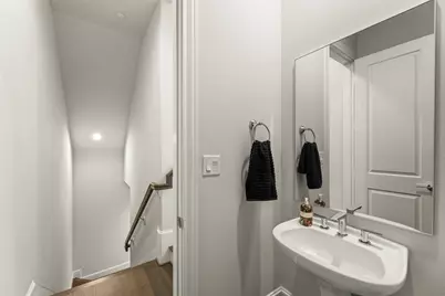 6035 Matthew Oaks Place, Houston, TX 77007 - Photo 17
