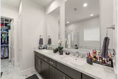 6035 Matthew Oaks Place, Houston, TX 77007 - Photo 21