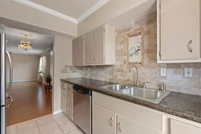 9003 Gaylord Drive #11, Houston, TX 77024 - Photo 5