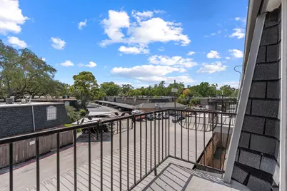 9003 Gaylord Drive #11, Houston, TX 77024 - Photo 17