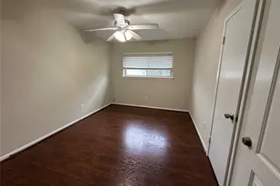 8038 Carvel Ln, Houston, TX 77036 - Photo 19