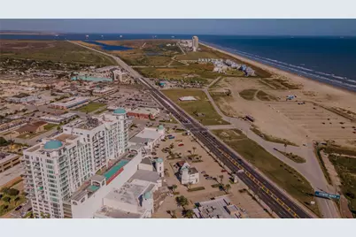 500 Seawall Boulevard #1007, Galveston, TX 77550 - Photo 3