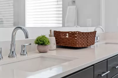 622 Janisch Road #F, Houston, TX 77018 - Photo 33