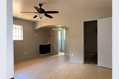 6841 Flamingo Drive, Houston, TX 77087 - Photo 9