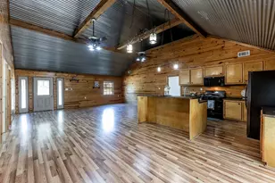 157 Laurel Ln, Livingston, TX 77351 - Photo 9