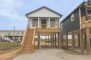 835 22nd St, San Leon, TX 77539 - Photo 1