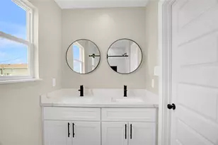 835 22nd St, San Leon, TX 77539 - Photo 13