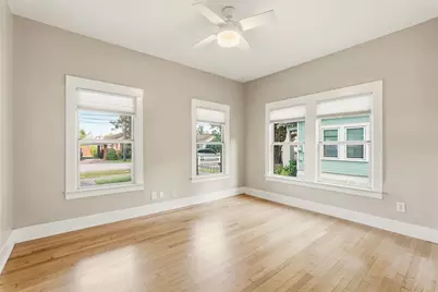 2223 Singleton Street, Houston, TX 77008 - Photo 11