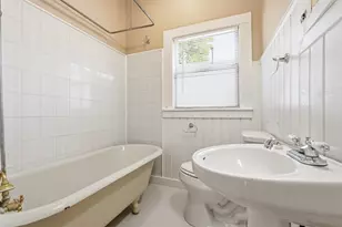 2223 Singleton St, Houston, TX 77008 - Photo 15