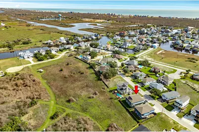 12828 E Conquistador Drive, Galveston, TX 77554 - Photo 33