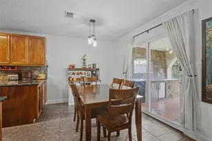 1730 Oak Valley Dr, Kemah, TX 77565 - Photo 9