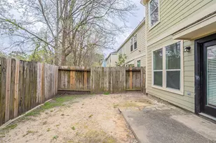 16534 Pentonshire Ln, Houston, TX 77090 - Photo 35