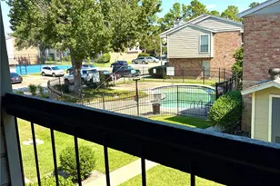 17331 Red Oak Dr, Houston, TX 77090 - Photo 5