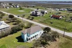 805 Nelson Ave, Port Bolivar, TX 77650 - Photo 25