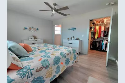 805 Nelson Avenue, Port Bolivar, TX 77650 - Photo 13