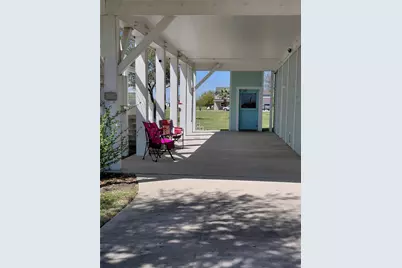 805 Nelson Avenue, Port Bolivar, TX 77650 - Photo 3