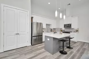 2504 W Tidwell Rd, Houston, TX 77091 - Photo 11