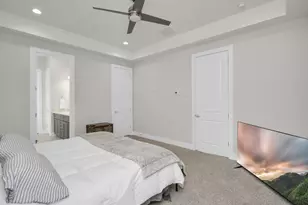 2504 W Tidwell Rd, Houston, TX 77091 - Photo 17