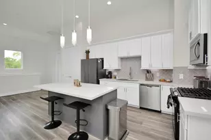 2504 W Tidwell Rd, Houston, TX 77091 - Photo 13