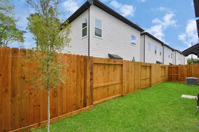 2504 W Tidwell Road #E, Houston, TX 77091 - Photo 31
