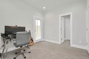 2504 W Tidwell Rd, Houston, TX 77091 - Photo 29