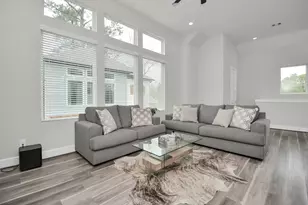 2504 W Tidwell Rd, Houston, TX 77091 - Photo 9