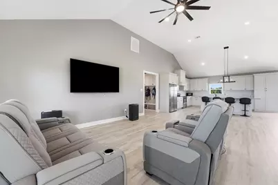 15007 Wolfgang Road, Guy, TX 77444 - Photo 13