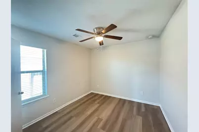 7906 Emerald Oak Drive, Texas City, TX 77591 - Photo 19