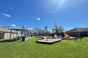 7906 Emerald Oak Dr, Texas City, TX 77591 - Photo 33