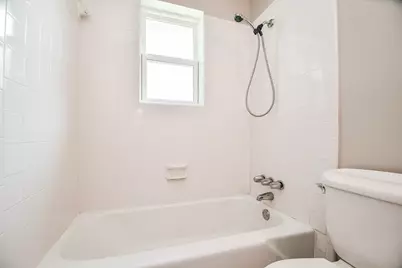 1013 W Sidnor Street, Alvin, TX 77511 - Photo 41
