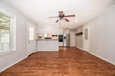 1013 W Sidnor Street, Alvin, TX 77511 - Photo 21
