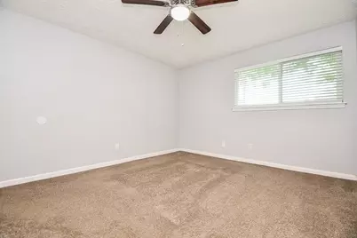 1013 W Sidnor Street, Alvin, TX 77511 - Photo 27