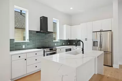 1005 Kern Street #B, Houston, TX 77009 - Photo 5
