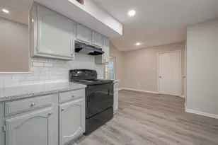 15638 Schumann Ln, Houston, TX 77083 - Photo 19