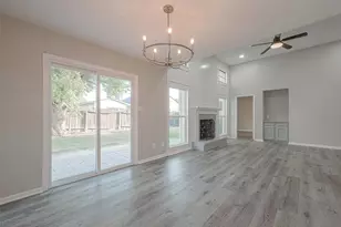 15638 Schumann Ln, Houston, TX 77083 - Photo 17