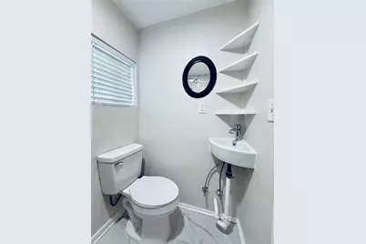 3921 Woodleigh Street #3, Houston, TX 77023 - Photo 5