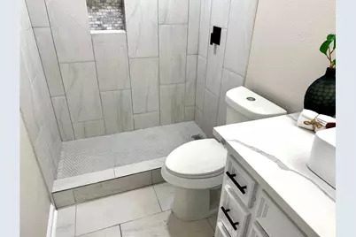 12442 Ashcroft Drive, Houston, TX 77035 - Photo 19