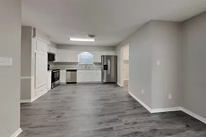 505 S Rivershire Drive, Conroe, TX 77304 - Photo 5