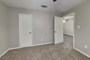 505 S Rivershire Dr, Conroe, TX 77304 - Photo 13