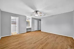 9602 S Petersham Dr, Houston, TX 77031 - Photo 19