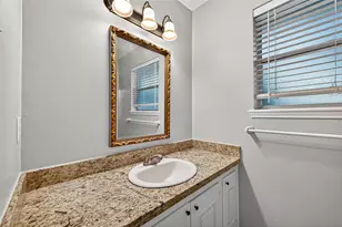 9602 S Petersham Dr, Houston, TX 77031 - Photo 17